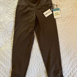 Matilda Jane Women’s M Walnut Leggings, NWT.